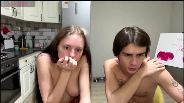 flowerscouple big Webcam SHOW @ Chaturbate 18-03-2026
