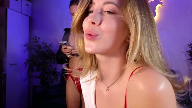 f1oraa Video Webcam SHOW @ Chaturbate 19-03-2026