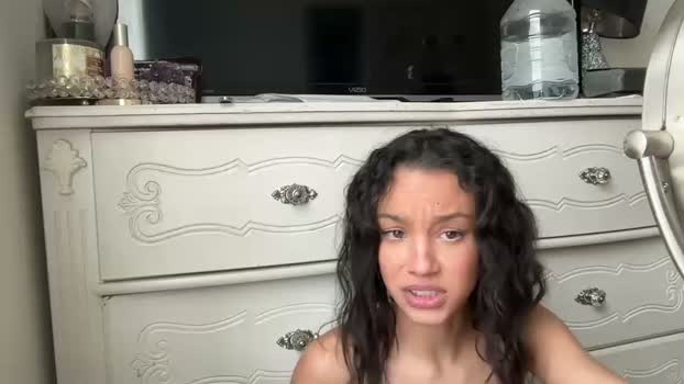 briannay0unggg toys Webcam SHOW @ Chaturbate 20-03-2026
