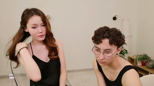 pinktwinss fuck Webcam SHOW @ Chaturbate 23-03-2026