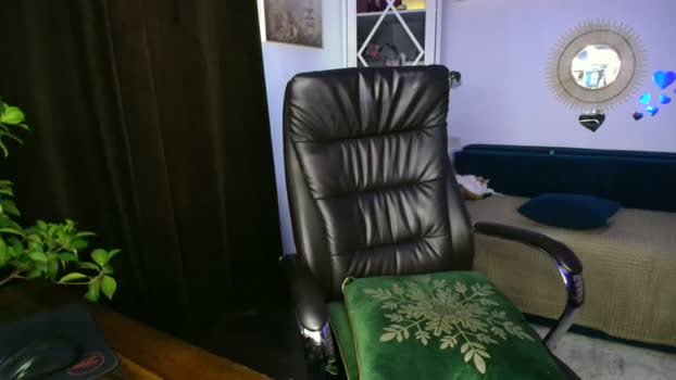 siriamasha playtime Webcam SHOW @ Chaturbate 24-03-2026
