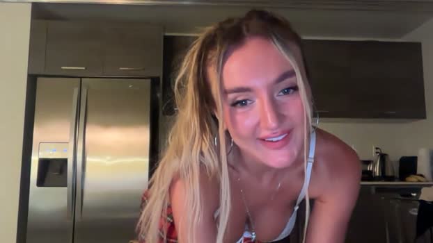dreamyylilah ass Webcam SHOW @ Chaturbate 25-03-2026