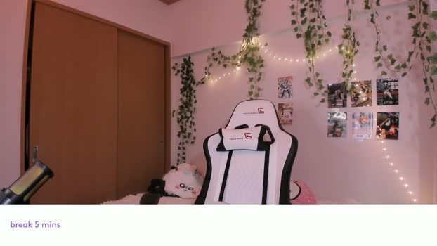 vivian_qwerty dirty Webcam SHOW @ Chaturbate 25-03-2026