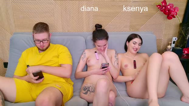 ksenyahot play Webcam SHOW @ Chaturbate 30-03-2026