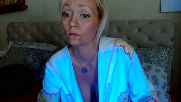brittneychats81 kiss Webcam SHOW @ Chaturbate 30-03-2026