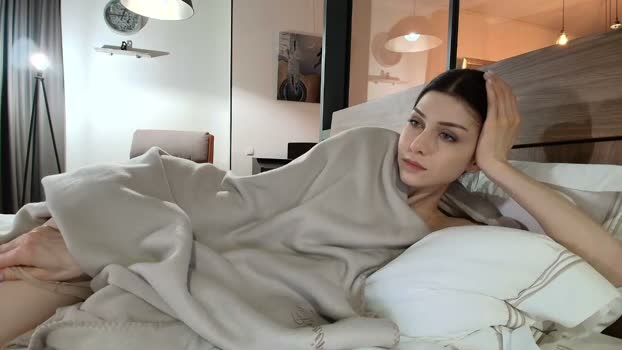 milla_bella suckshow Webcam SHOW @ Chaturbate 31-03-2026