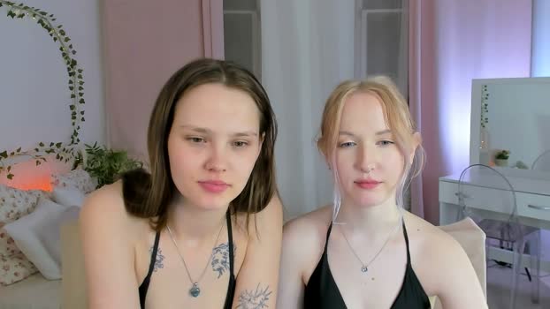 lisaluve lovense Webcam SHOW @ Chaturbate 02-04-2026
