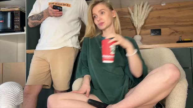 adele_nick2202 amateur Webcam SHOW @ Chaturbate 05-04-2026
