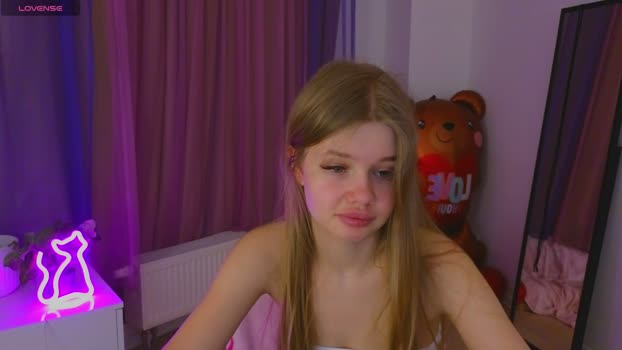 riinaaa lush Webcam SHOW @ Chaturbate 04-04-2026