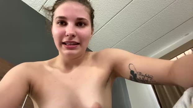 deepthroatqueen33 natural Webcam SHOW @ Chaturbate 07-04-2026