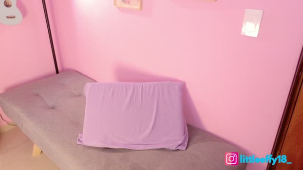 little_effy18_ suckshow Webcam SHOW @ Chaturbate 09-04-2026