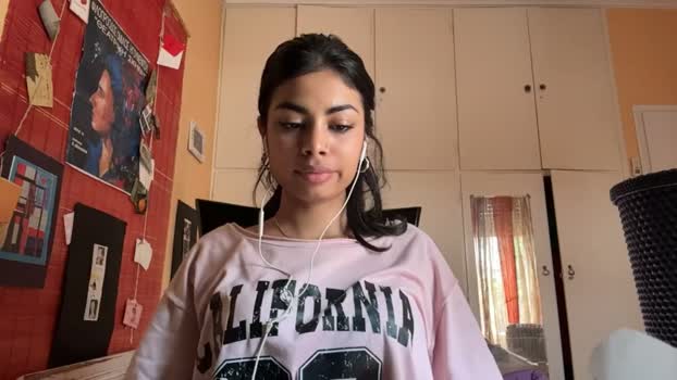 shirleendurrah fingers Webcam SHOW @ Chaturbate 14-04-2026