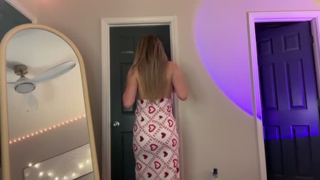 brianaboo toys Webcam SHOW @ Chaturbate 15-04-2026
