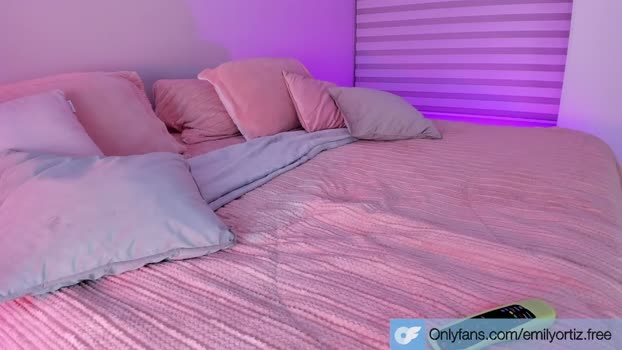 emilyortiz_ blowjob Webcam SHOW @ Chaturbate 15-04-2026