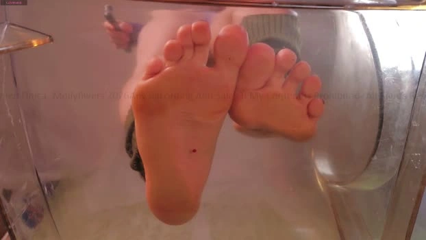 mollyflwers 17-04-2026 HD lick moan sex fuckhard
