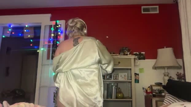 platinum1998 22-04-2026 HD suckcock suck sexykitty Pretty