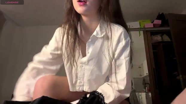 emmacutty 23-04-2026 HD spanking kiss Wet deepthroat