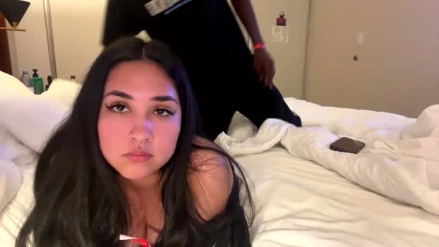 nikkinotnicki00 23-04-2026 HD suckshow tits fuckpussy Nude