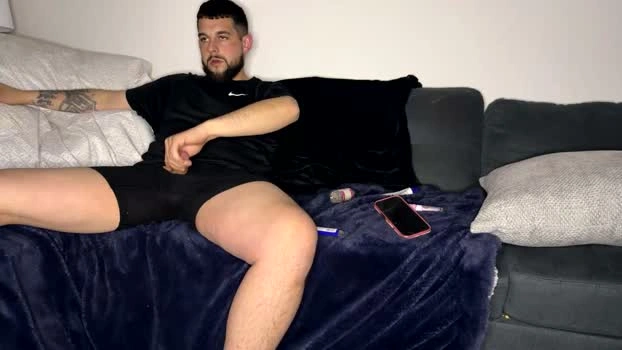 devonclarky213 26-04-2026 HD jerkoff spank pussy hardcore