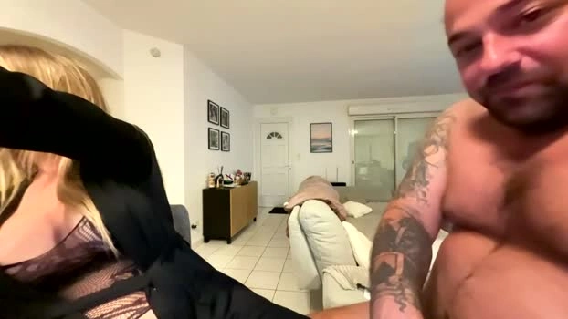 hollyandelon 25-04-2026 HD lick Naked natural hot