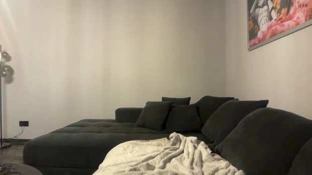 aviebby 27-04-2026 HD show wank spanking sexy
