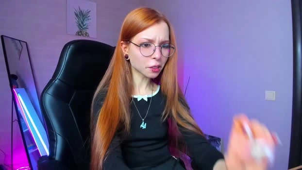 star_tarra 27-04-2026 HD cute Nude analtoy Naked