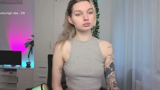 lookluna 28-04-2026 HD horny moan naked Topless