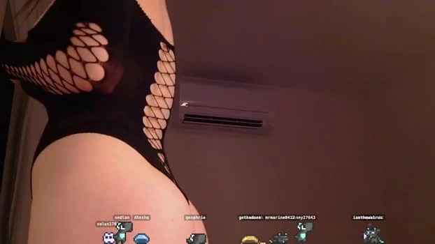 poppyjoyyy 28-04-2026 HD sex cute yummy kiss