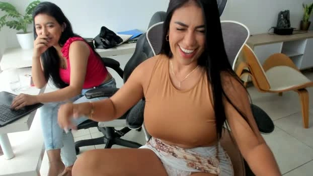 emillybrowm 29-04-2026 HD Wet amateur kiss deep