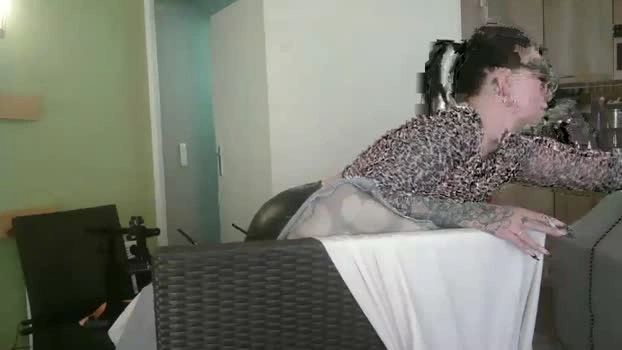 69sweetpoison 01-05-2026 HD Wet Ass amateur strip