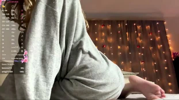 chloe_show 30-04-2026 HD sexybody lick sexybody kissing