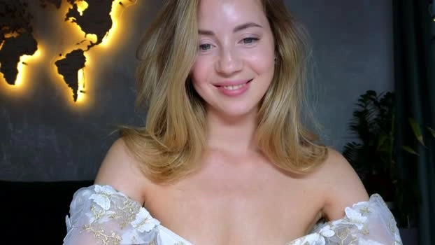emmi_rosee 30-04-2026 HD beautiful jerkoff nasty dirty