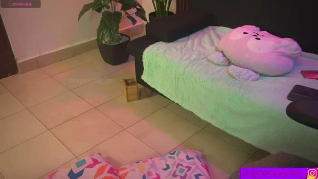 calypso_and_ge1 02-05-2026 HD kissing sexygirl spank show
