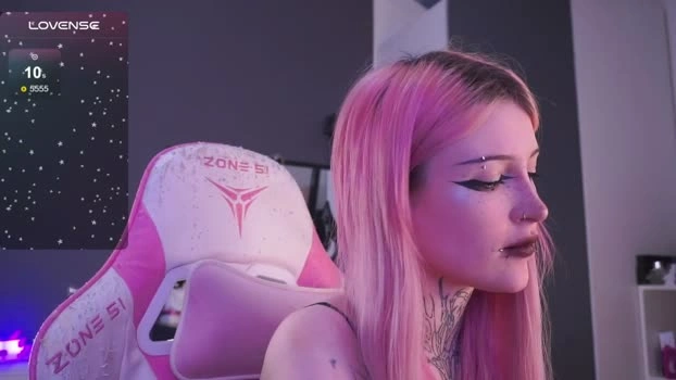 fraulein_mooon 04-05-2026 HD ass sexykitty kiss fuckface