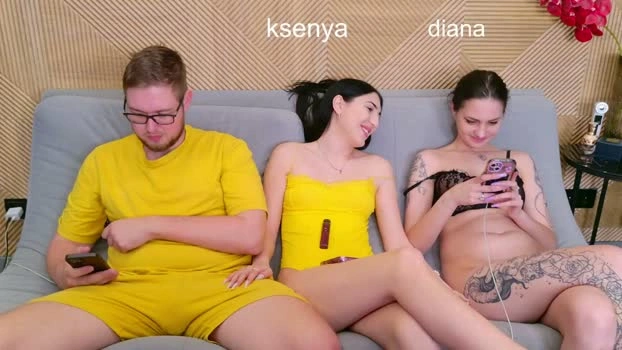ksenyahot 04-05-2026 HD legs moan strip Download