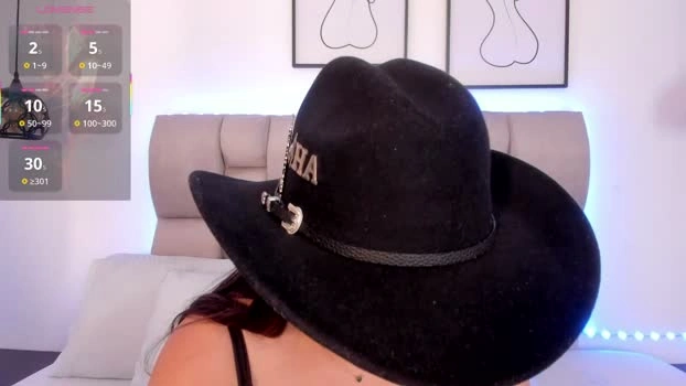 hanna__evans_ 09-05-2026 HD big prettyface bigboobs ass