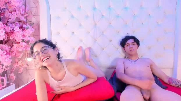 leslieandbryan 11-05-2026 HD beauty sexyfeet toy play