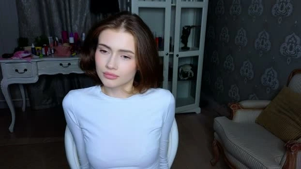 bluuemarine 12-05-2026 HD Download Pretty strip jerkoff