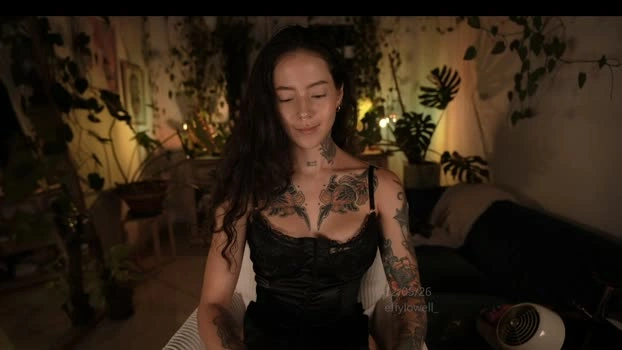 effylowell_ 13-05-2026 HD strip sweet natural sexykitty