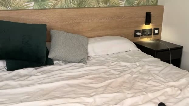 l_0l 13-05-2026 HD fuckher play kissing show