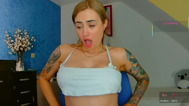 pennyy__ 12-05-2026 HD striptease kinky sexyfeet bigass
