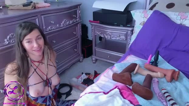 chroniclove 15-05-2026 HD lick sexygirl tits love