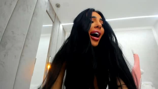 britney_charm 18-05-2026 HD strip show Cam tits
