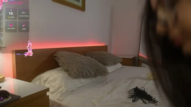 emma_layla 17-05-2026 HD lovense Naked Recorded wet