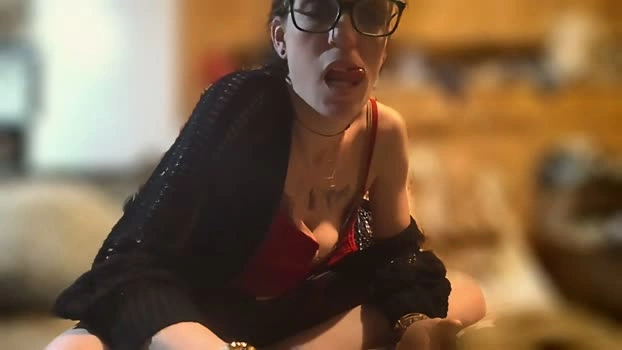 bbybratty94 25-05-2026 HD show legs ass hardcore