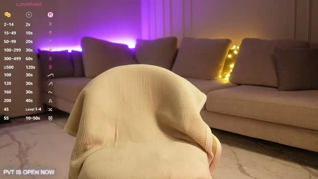 angel_luisa 25-05-2026 HD wet nude deepthroat kiss