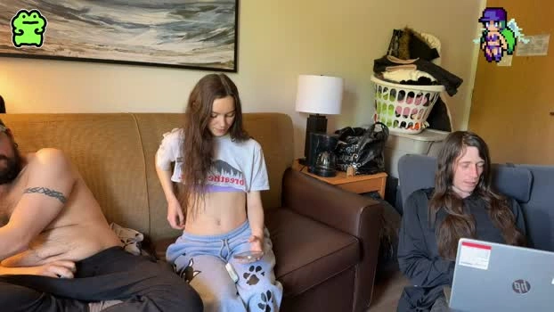 manicpixiedreamfrog 26-05-2026 HD bigass skinny bigcock show
