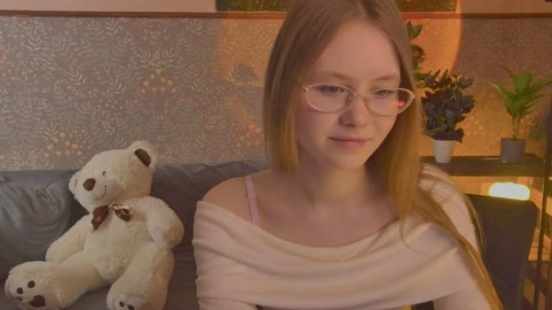 floralarsson 30-05-2026 HD hard fingers big fuckher