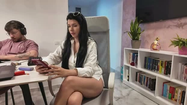 rrr1995 30-05-2026 HD spanking Webcam Wet kissing