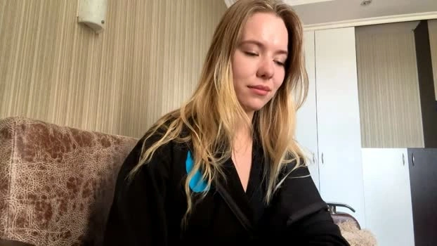 lindsaymoreno 01-06-2026 HD suckshow sexygirl spank dirty